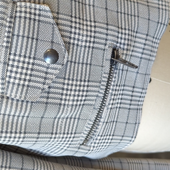 Blank NYC Plaid Double Breasted Moto Jacket Cream Gray M fall streetwear casual - Picture 7 of 12